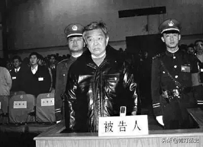 动态!低价正品香烟批发零售“落魄江湖”
